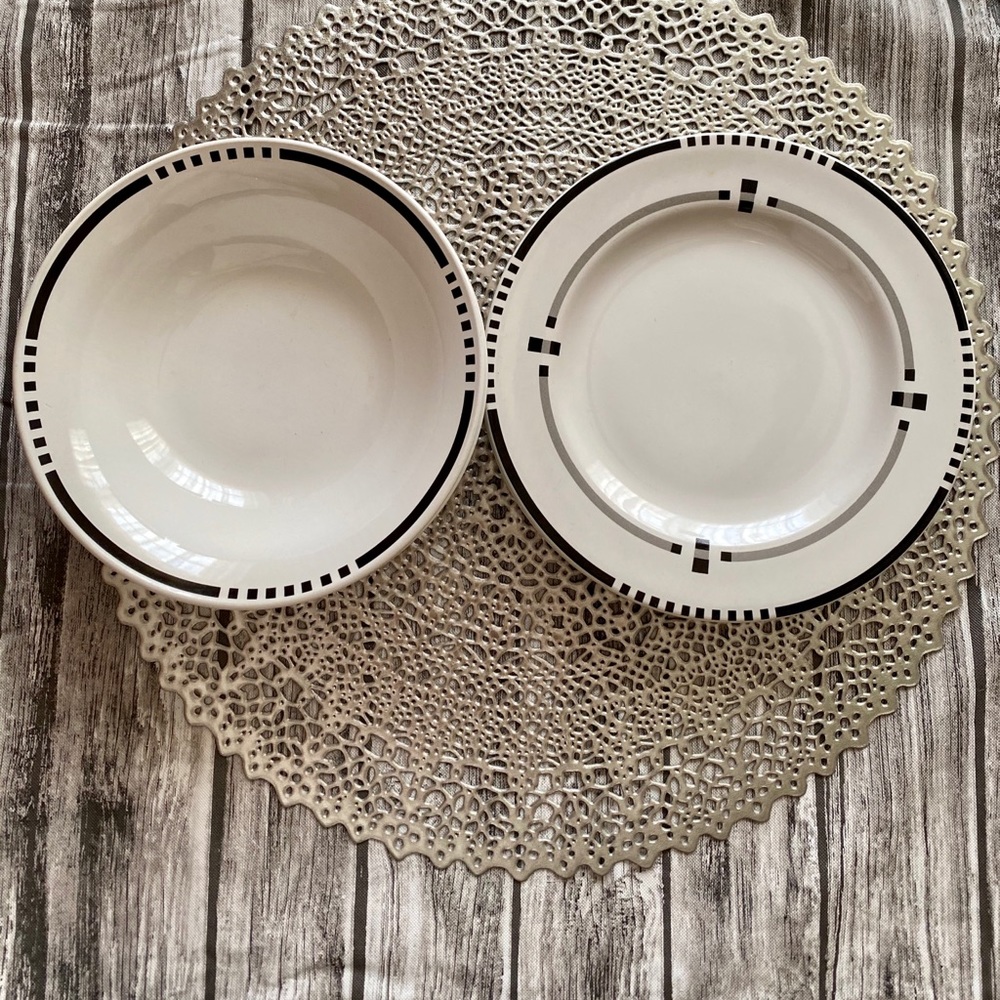 4 PC Bowls and Plates